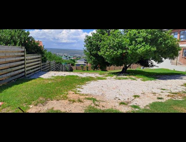 LAND FOR SALE IN STILBAAI-WES